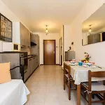 Castelnuovo Flat With Elevator And Free Parking Florencie