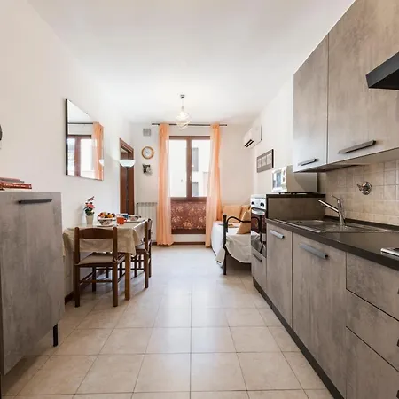 Апартаменты Castelnuovo Flat With Elevator And Free Parking Флоренция