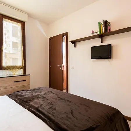 Flat Accogliente Comodo Con Ascensore E Parcheggio *