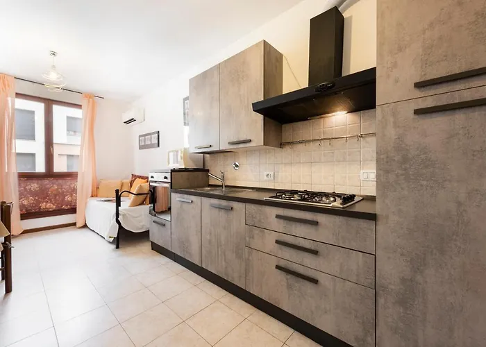 Castelnuovo Flat With Elevator And Free Parking Флоренция