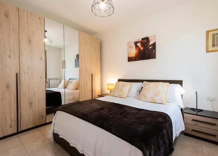 Castelnuovo Flat With Elevator And Free Parking Апартаменты Флоренция