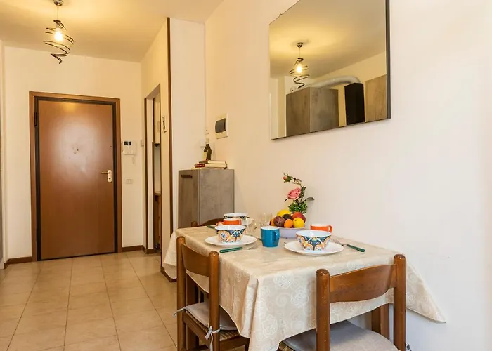Castelnuovo Flat With Elevator And Free Parking