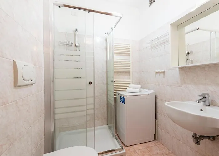 Castelnuovo Flat With Elevator And Free Parking Apartament *